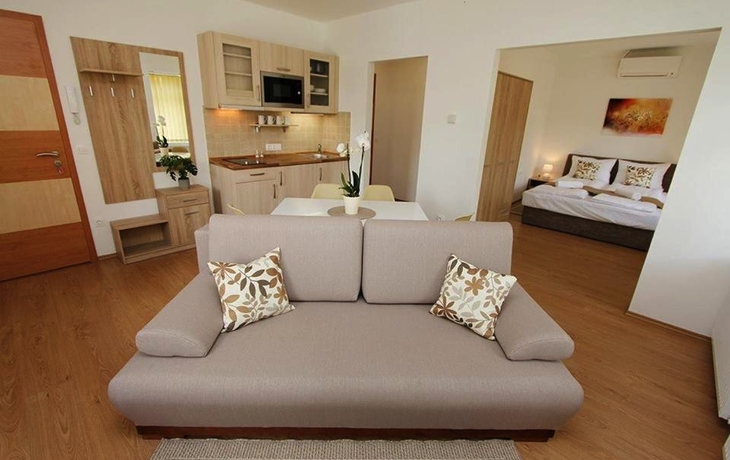 Wohn- und Esszimmer