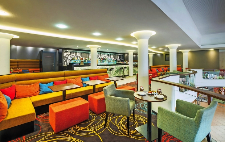 Mandarin Bar