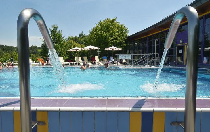 Außenbecken der Silber-Therme